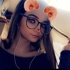 Meet your Posher, Billie